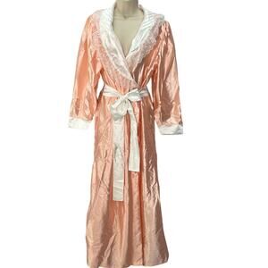 Vintage Fantasy Nightwear by Janice Lee Satin & Lace Robe Coral Pink Size M